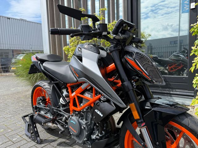 ktm - 390-duke