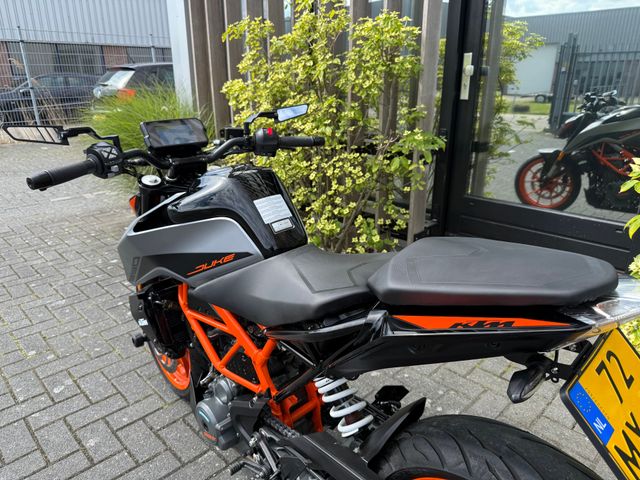 ktm - 390-duke