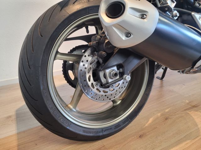 yamaha - fz-1