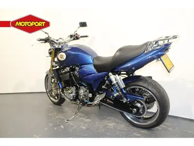 SUZUKI GSX 1400 – foto 2