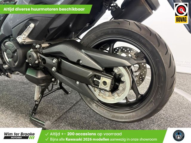 yamaha - tmax-tech-max-560