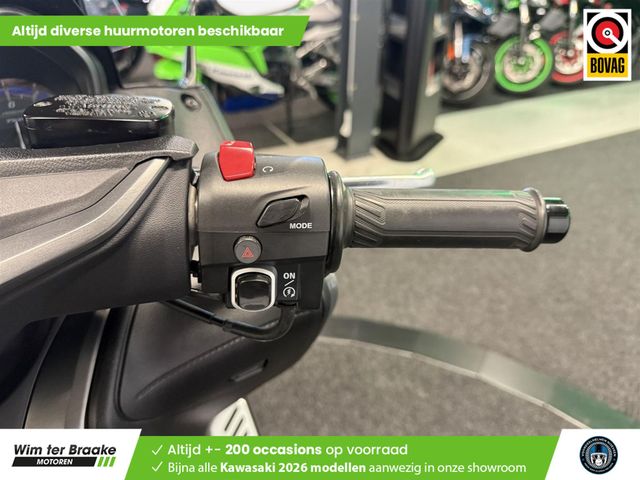 yamaha - tmax-tech-max-560