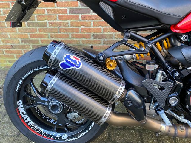 ducati - monster-1200-r