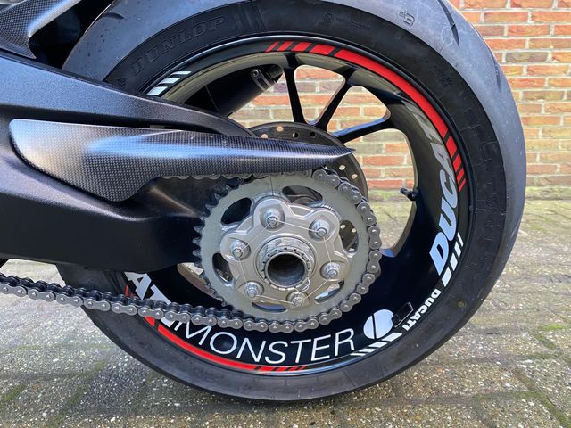 ducati - monster-1200-r