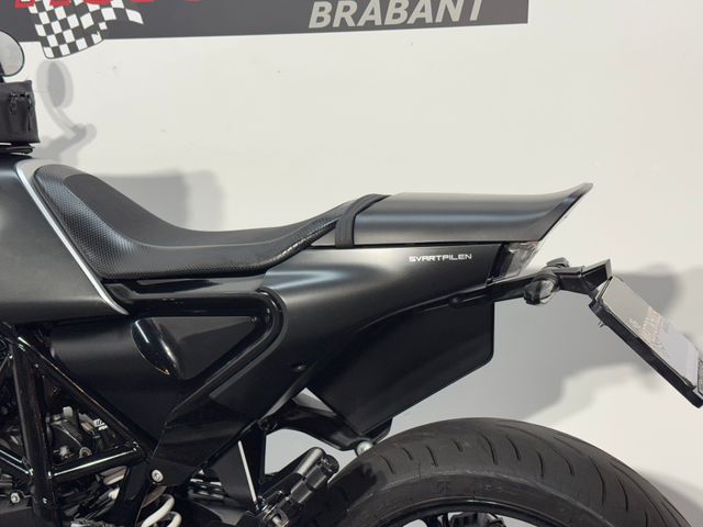 husqvarna - svartpilen-701
