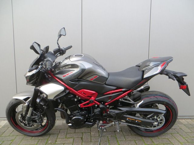 kawasaki - z900-performance
