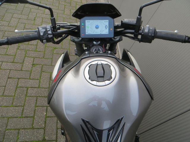 kawasaki - z900-performance