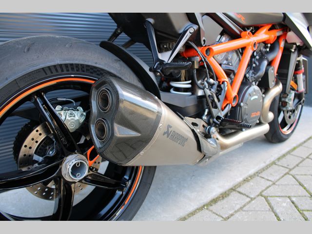 ktm - 1290-super-duke-r