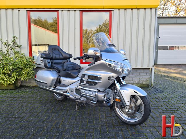 honda - gl-1800-goldwing
