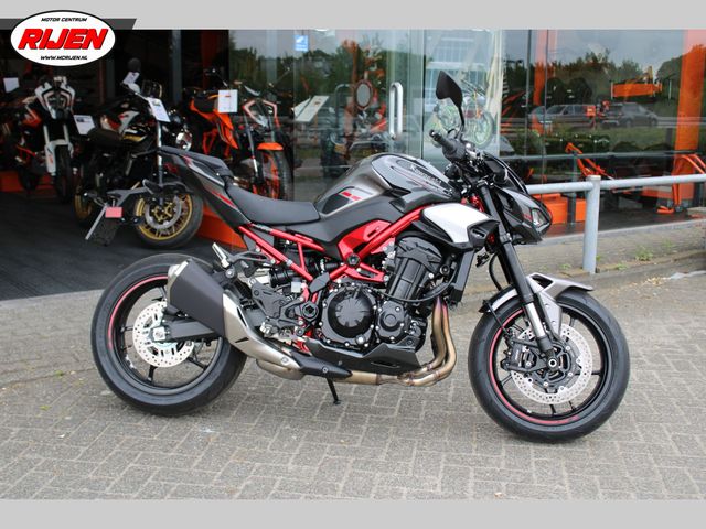 kawasaki - z900