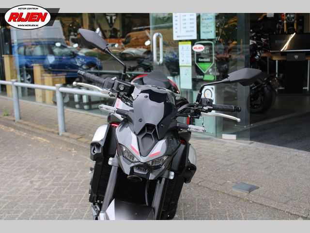 kawasaki - z900