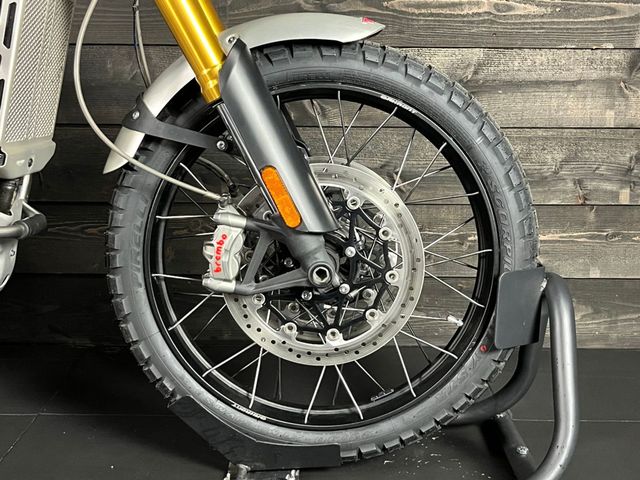 triumph - scrambler-1200-xe