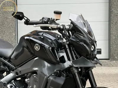 YAMAHA MT 09 ABS – foto 3