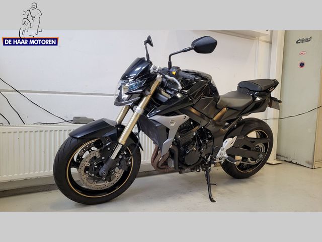 suzuki - gsr-750