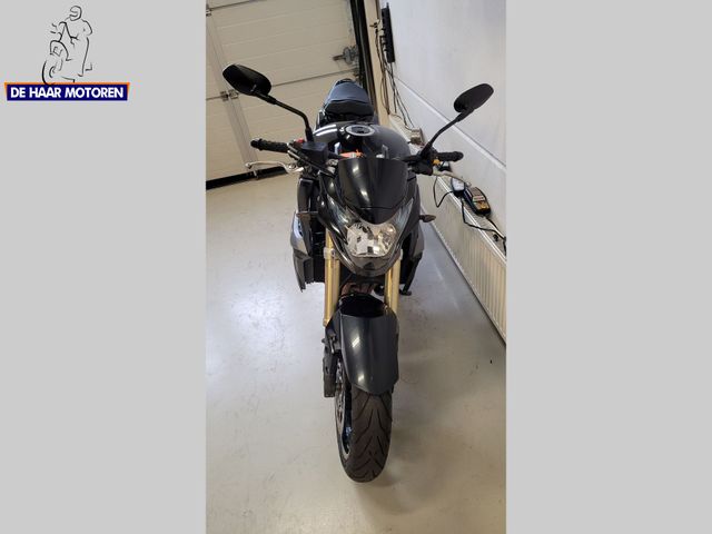 suzuki - gsr-750