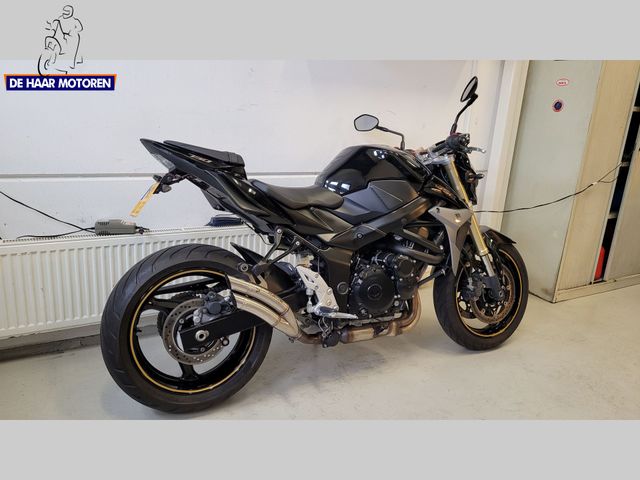 suzuki - gsr-750