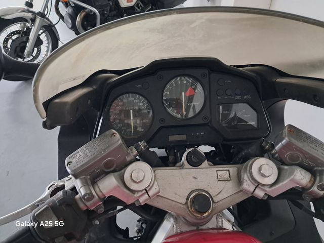honda - vfr-750-f