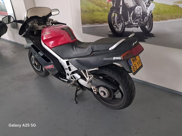 honda - vfr-750-f