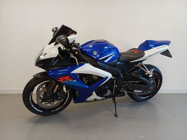 suzuki - gsx-r-750