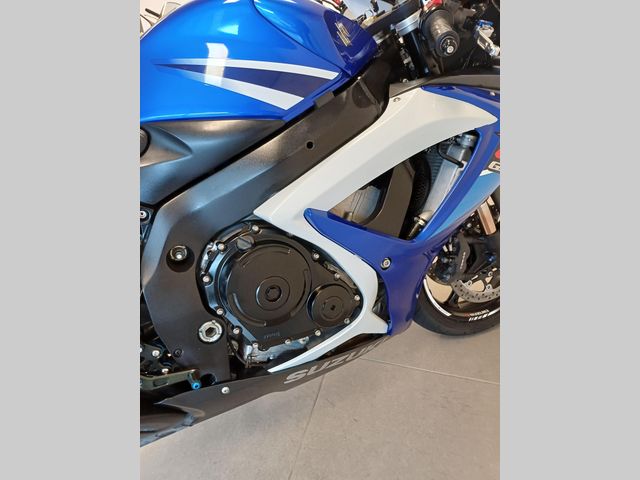 suzuki - gsx-r-750