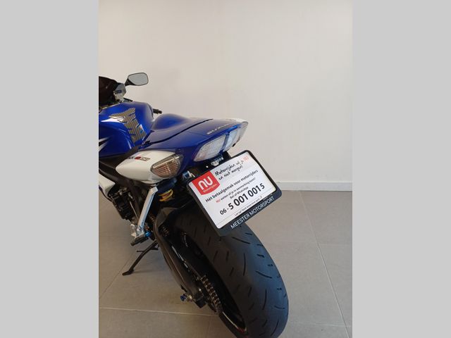 suzuki - gsx-r-750