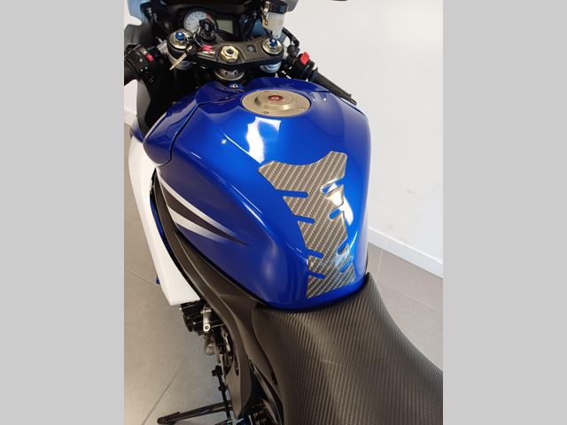 suzuki - gsx-r-750