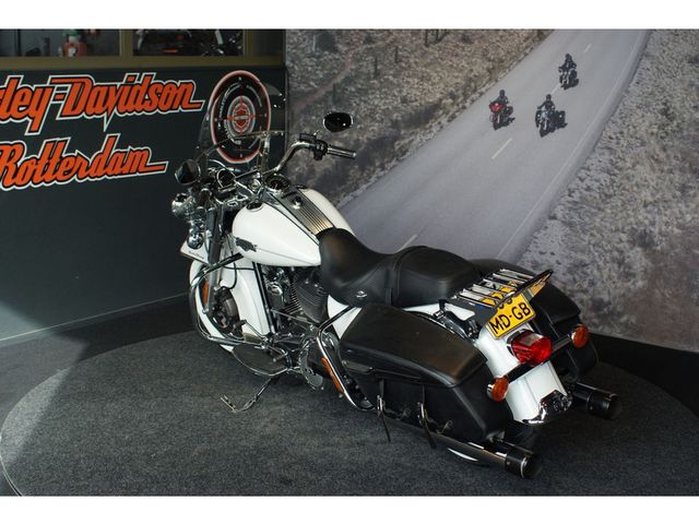 harley-davidson - road-king-classic-flhrci