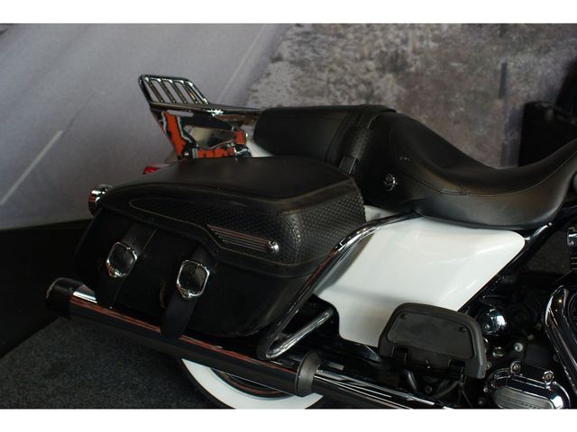 harley-davidson - road-king-classic-flhrci