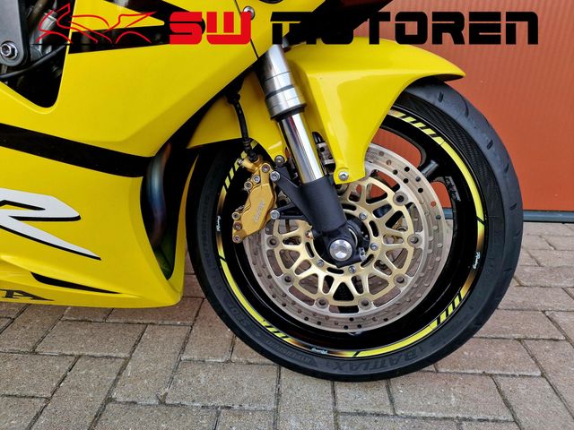 honda - cbr-900-rr-fireblade
