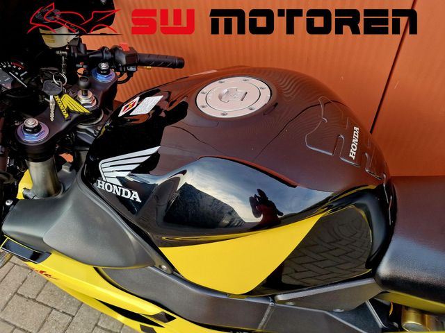 honda - cbr-900-rr-fireblade