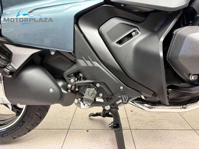 bmw - r-1300-rt