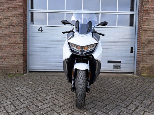 bmw - c-400-gt