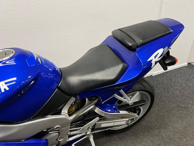 yamaha - yzf-r1