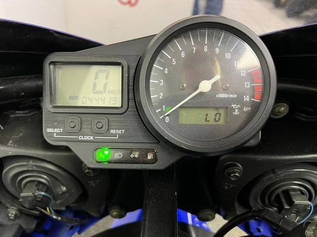 yamaha - yzf-r1