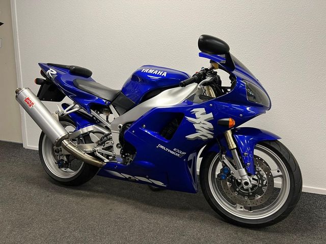 yamaha - yzf-r1