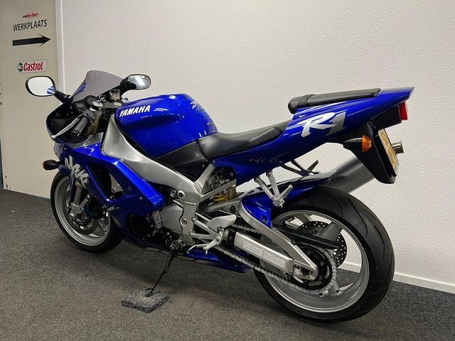 yamaha - yzf-r1