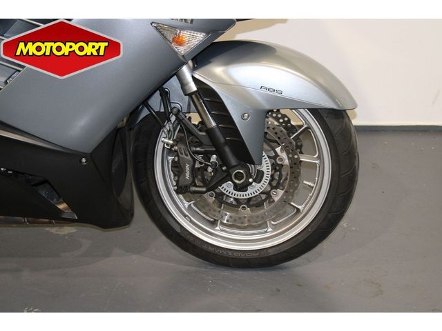 kawasaki - gtr-1400