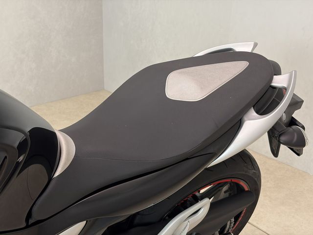 suzuki - sfv-650-gladius