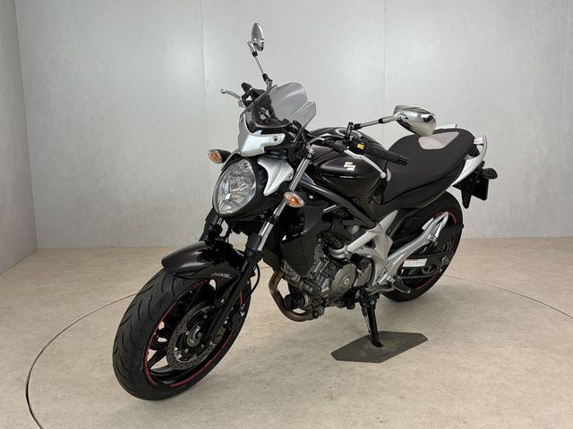 suzuki - sfv-650-gladius
