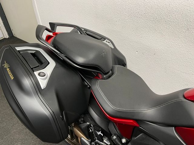 mv-agusta - turismo-veloce-800-lusso