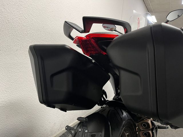 mv-agusta - turismo-veloce-800-lusso