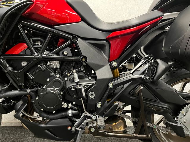 mv-agusta - turismo-veloce-800-lusso