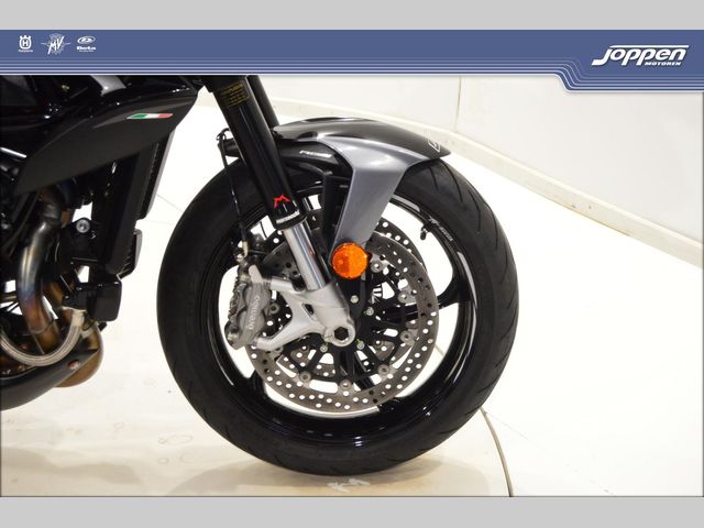 mv-agusta - brutale-800