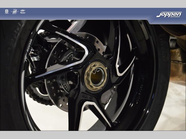 mv-agusta - brutale-800