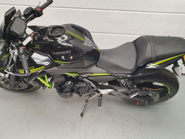 kawasaki - z650
