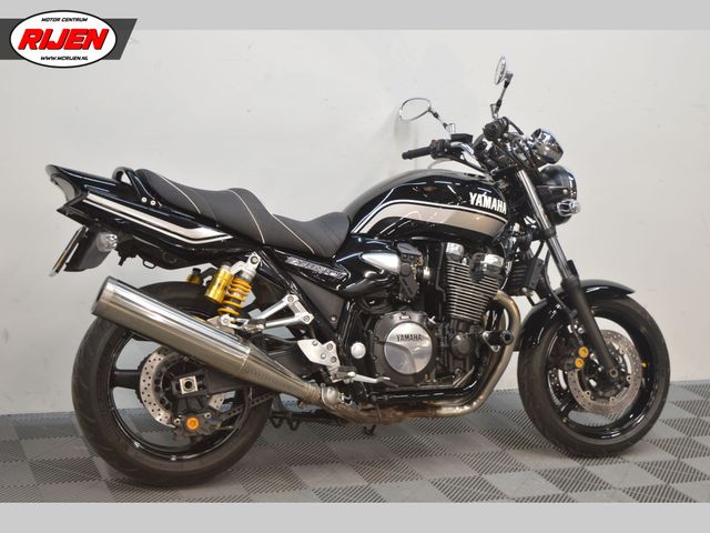yamaha - xjr-1300