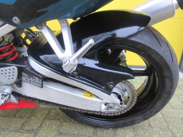 honda - cbr-900-rr-fireblade