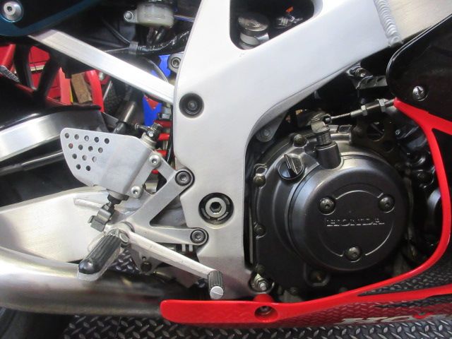 honda - cbr-900-rr-fireblade