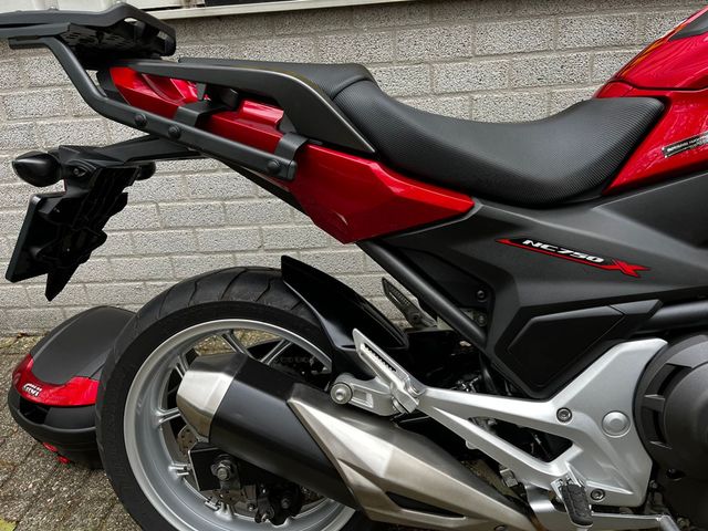 honda - nc-750-x-dct