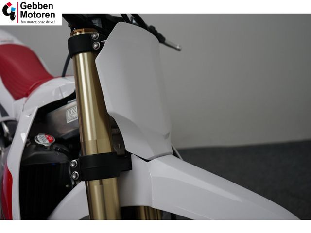 yamaha - yz-250-f-70th-anniversary-edition